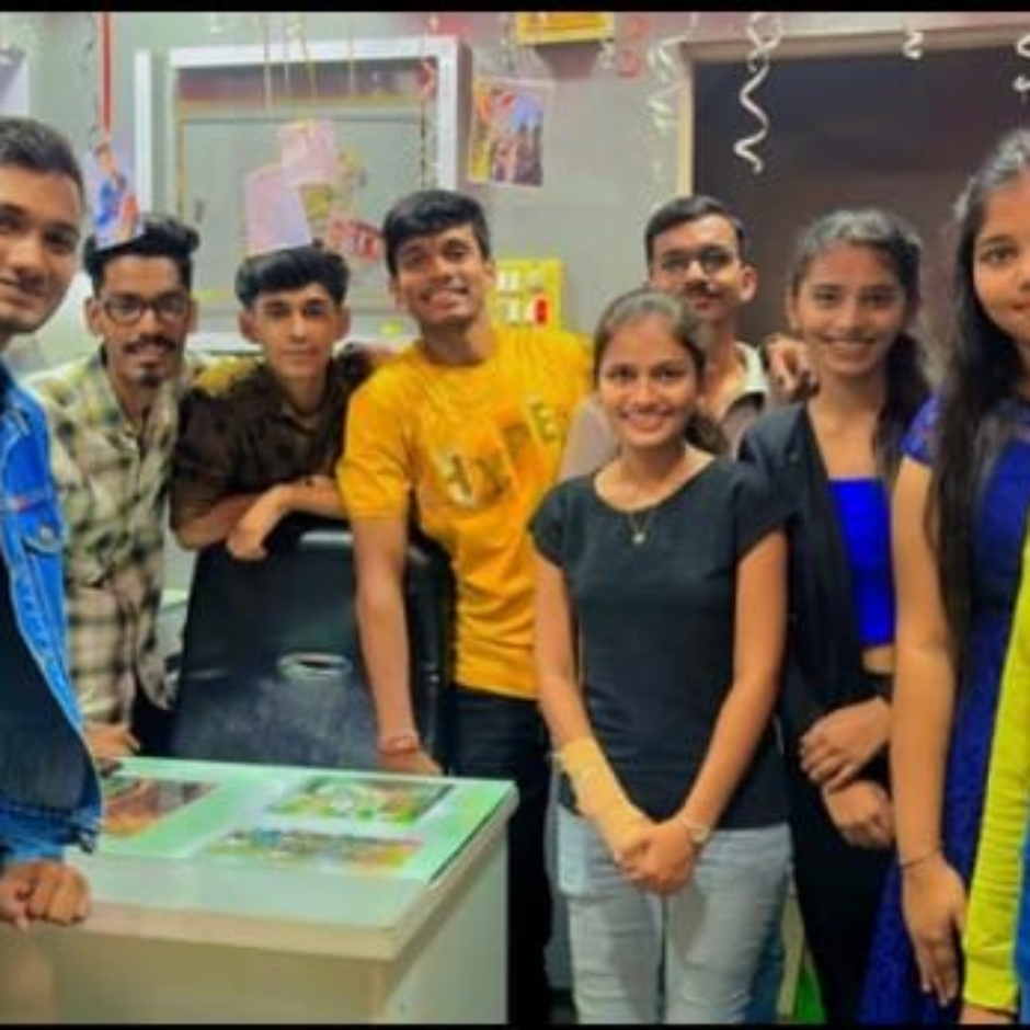 WhatsApp Image 2024-02-12 at 17.57.01 (1)